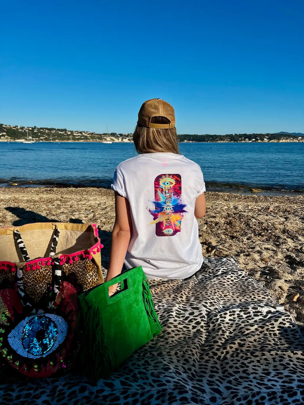Détail imprimé artistique t-shirt Œil de la Renaissance – bohème gypset