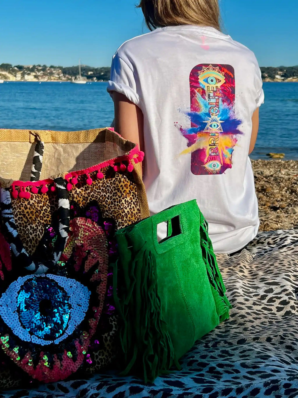 Détail imprimé artistique t-shirt Œil de la Renaissance – bohème gypset